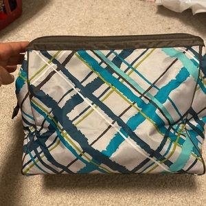 Thirty One travel toiletry bag